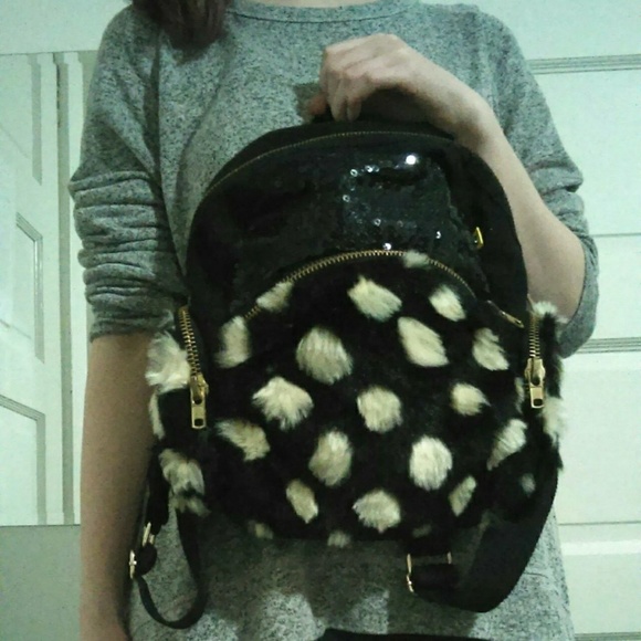 Faux Fur Mini Backpack - Picture 3 of 4